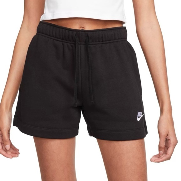 Nike Club Fleece Shorts - Picture 1 of 4